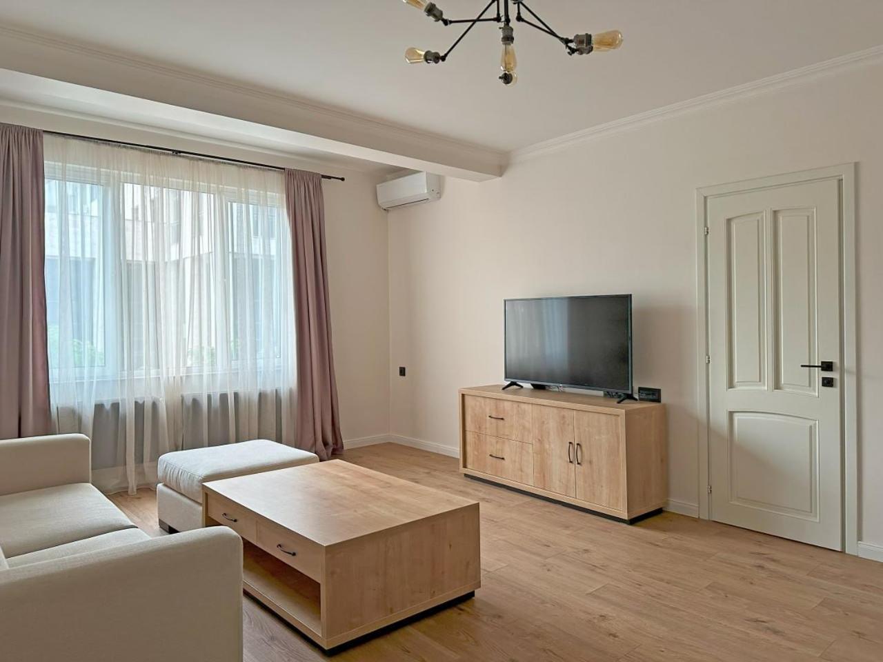 City Center Living In Yerevan Διαμέρισμα Εξωτερικό φωτογραφία